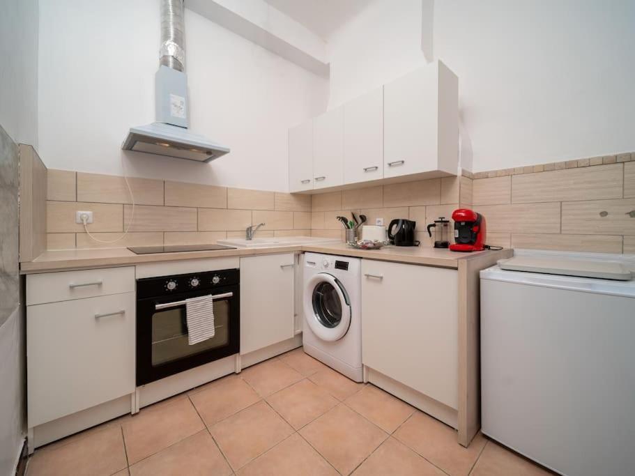 Appartement Tout Equipe 4 Couchages Belle De Mai Marseilles Buitenkant foto